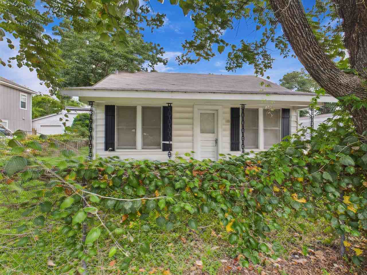 138 Watson St #1 - Photo 2 of 35