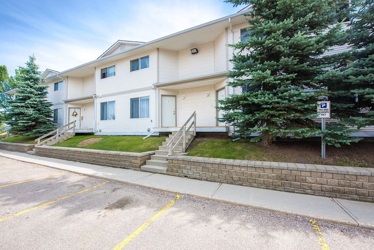 Grove Estates - Photo 4 of 50