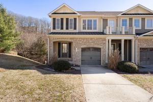 featured image of 1112 Woodbury Falls Ct #1