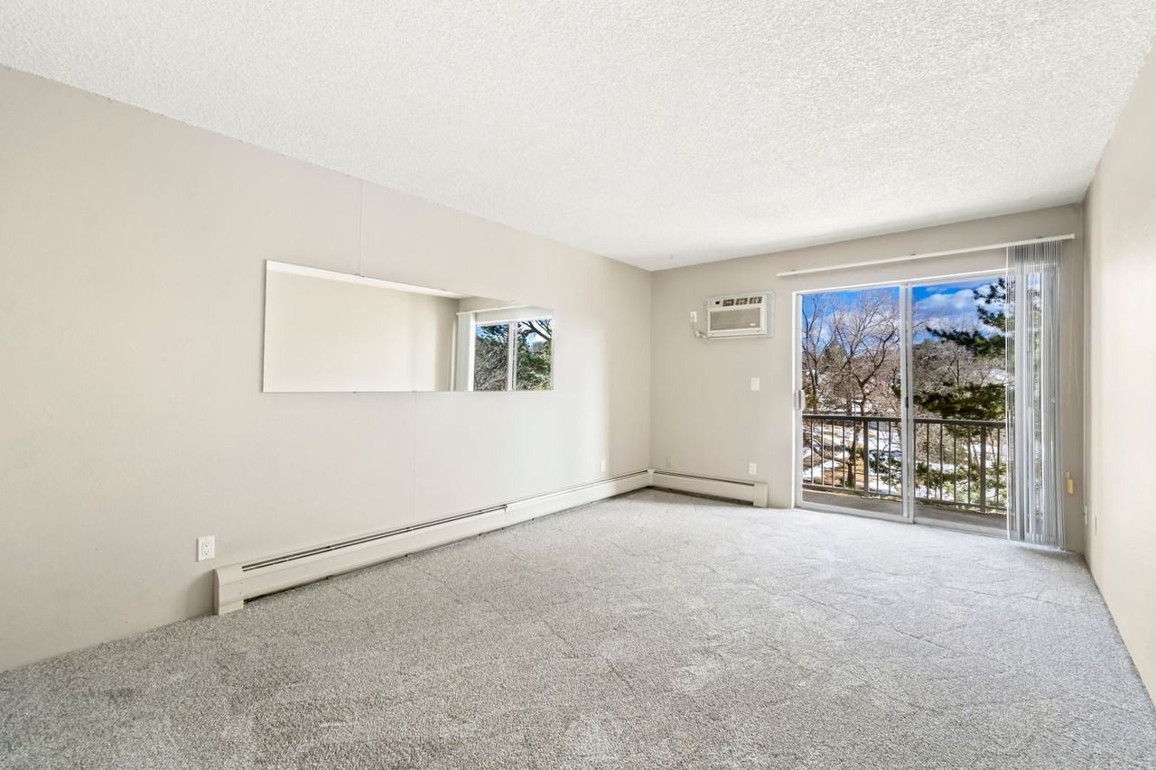 1200 Golden Cir #302 - Photo 7 of 20