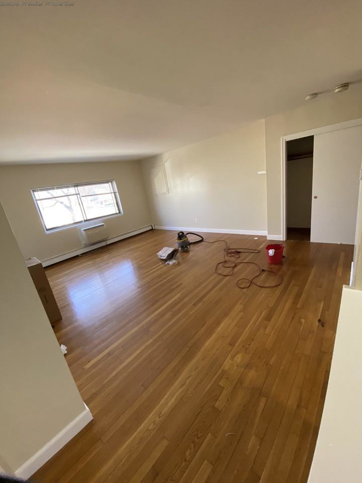 Bridge St #32 - Photo 4 of 5