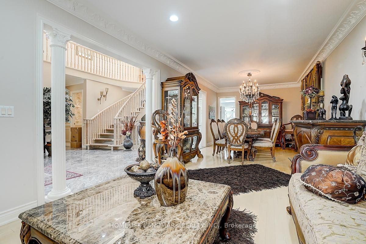 286 Hillcrest Avenue - Photo 2 of 50