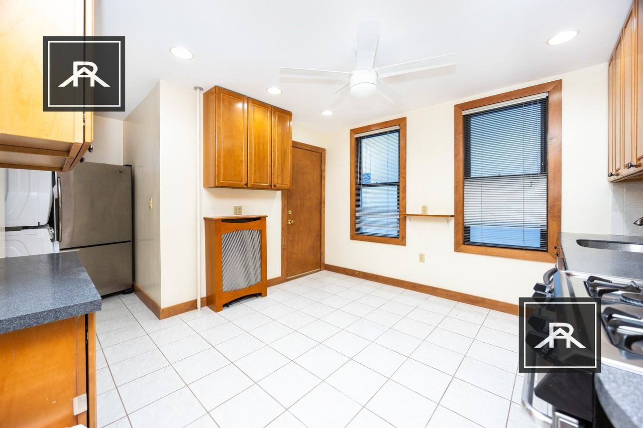 123 Browne St #2 - Photo 2 of 20