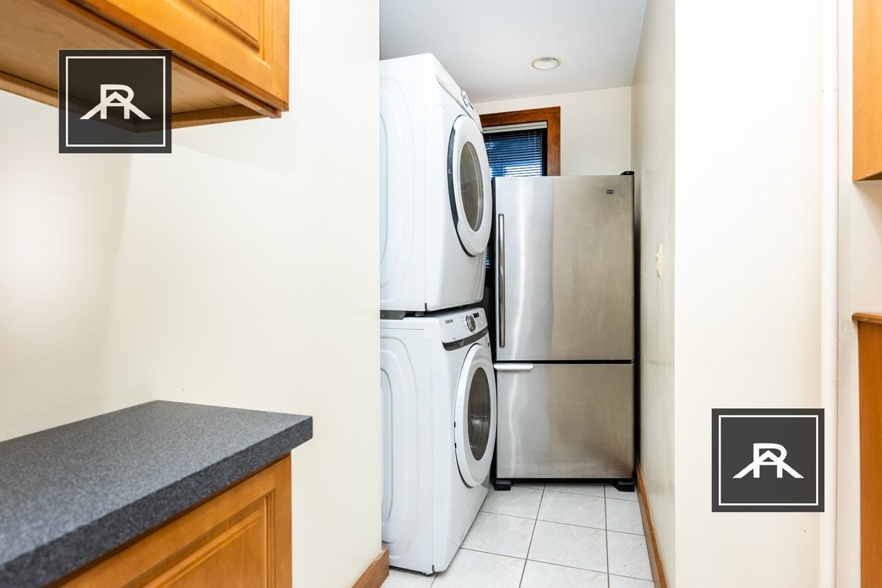 123 Browne St #2 - Photo 4 of 20