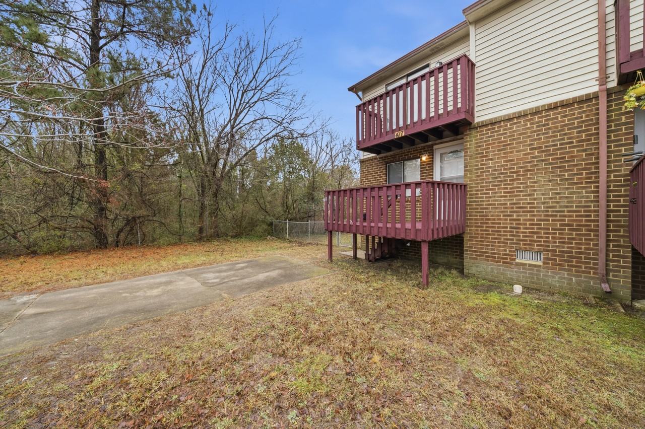 417 Rogers Ave #B - Photo 4 of 29