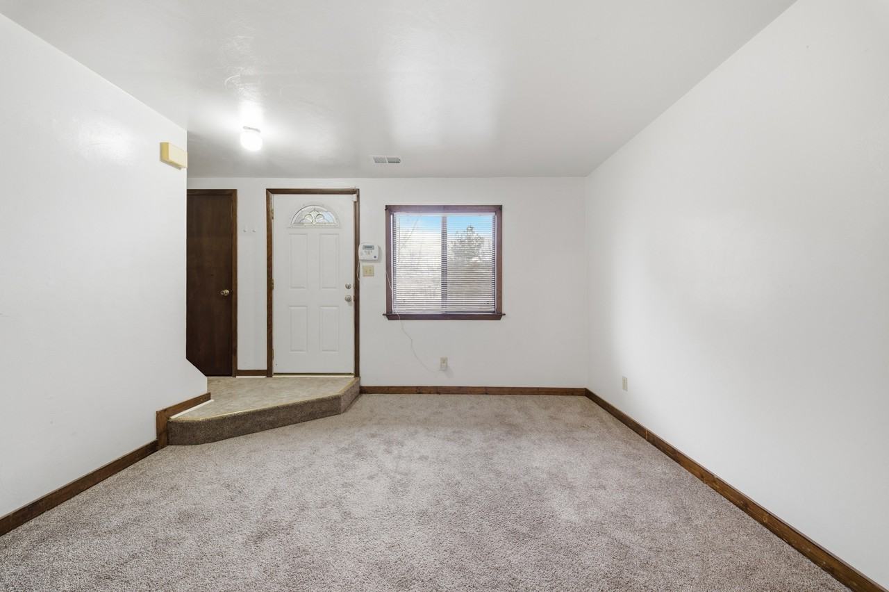 417 Rogers Ave #B - Photo 5 of 29