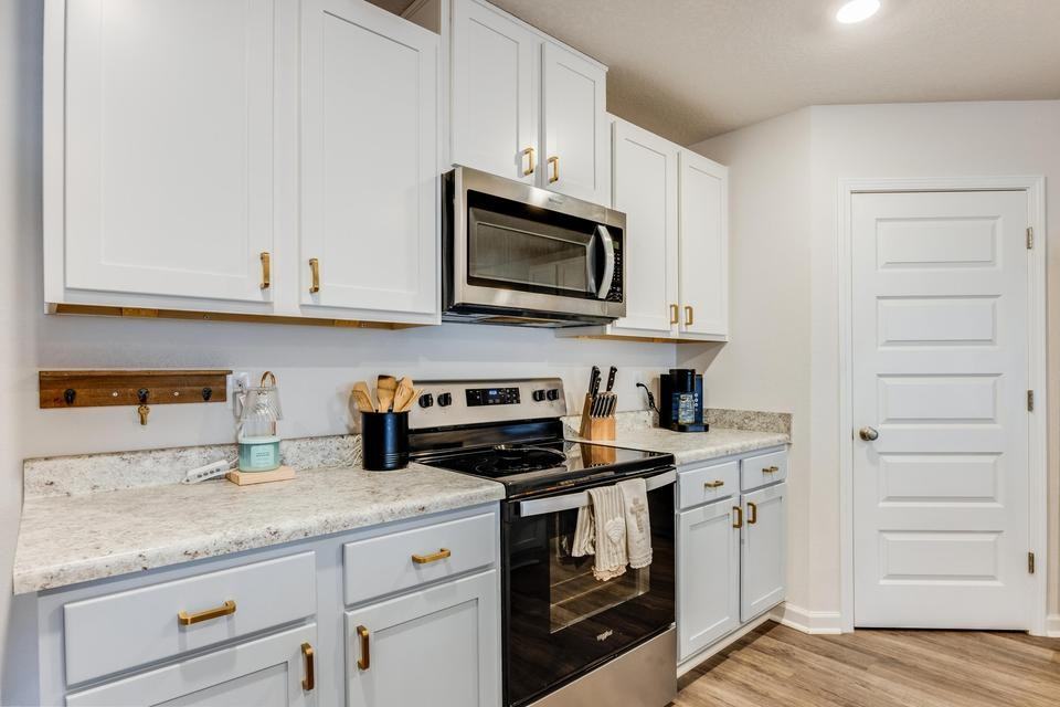 6206 Kayden Ct #1 - Photo 7 of 32