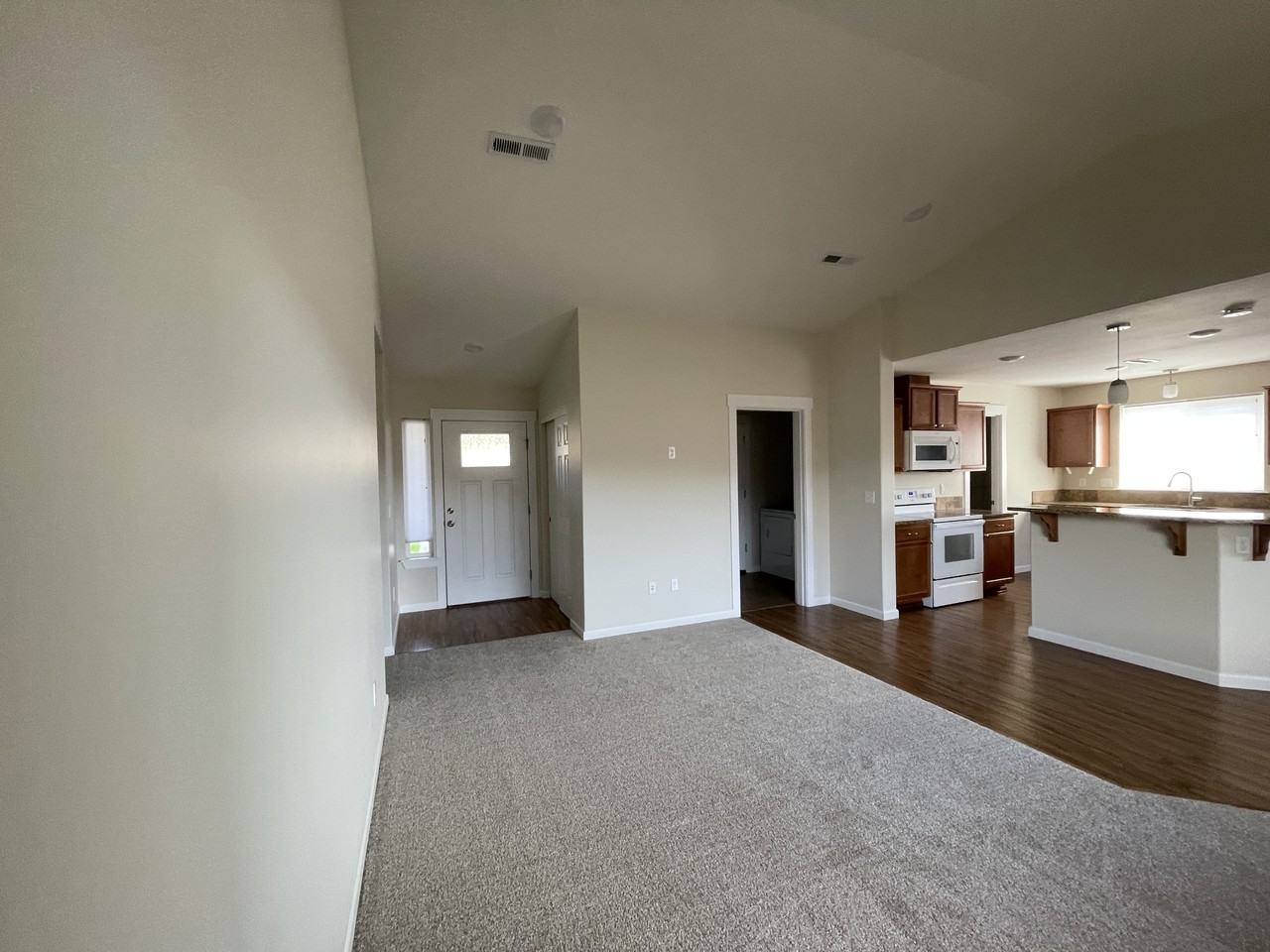 608 Havenwood Dr #1 - Photo 4 of 22