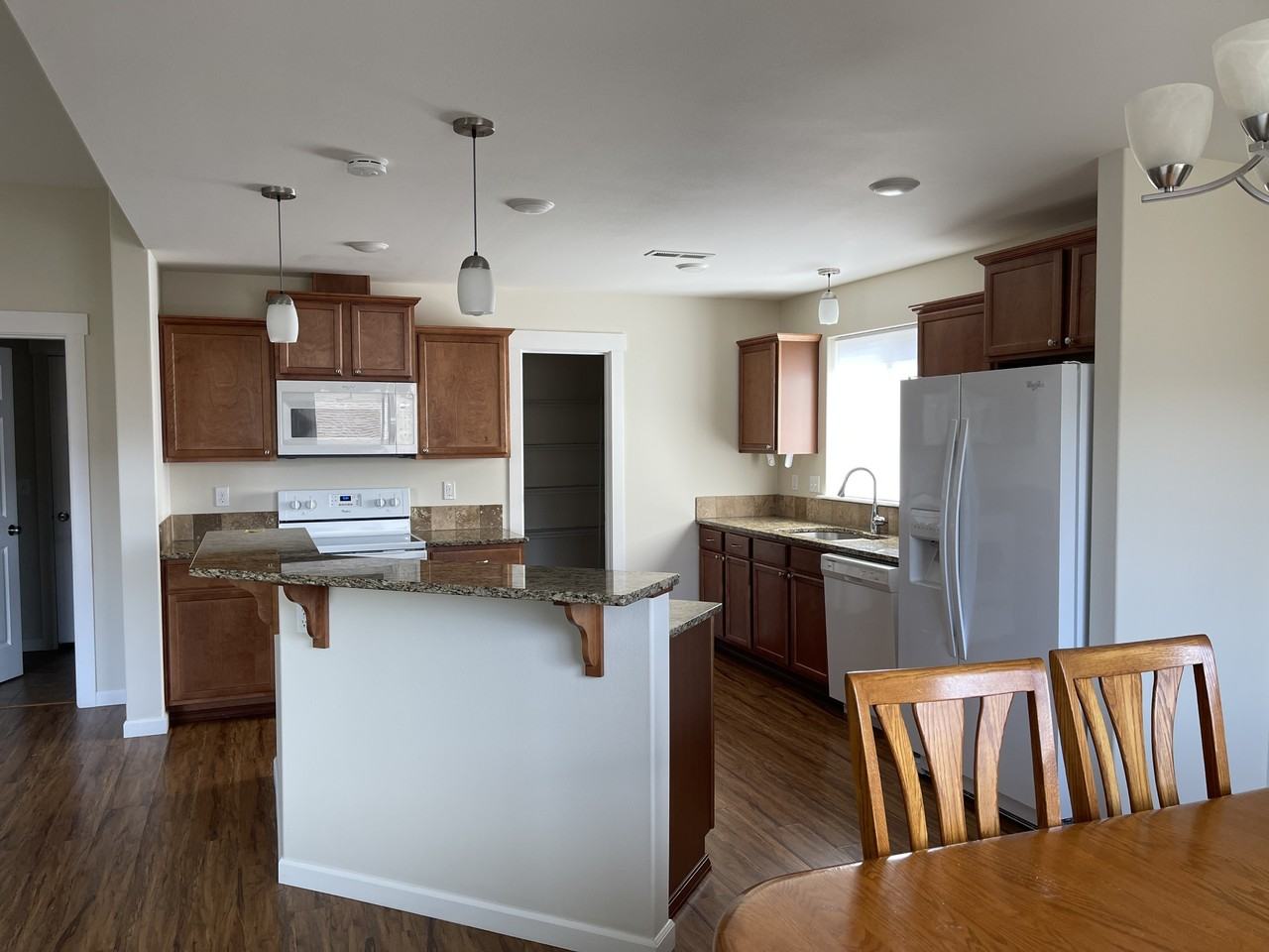 608 Havenwood Dr #1 - Photo 5 of 22