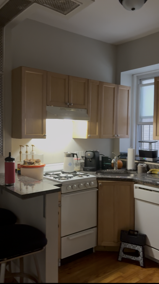 1196 Commonwealth Ave #10