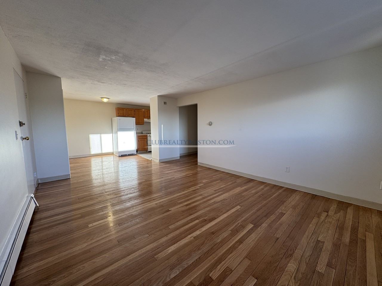 8 Riverside St #2 - Photo 4 of 24