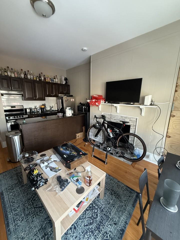 18 Aberdeen St #3