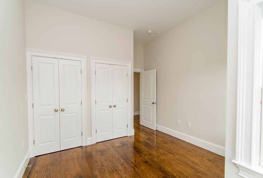 124 Columbia St #3 - Photo 6 of 11