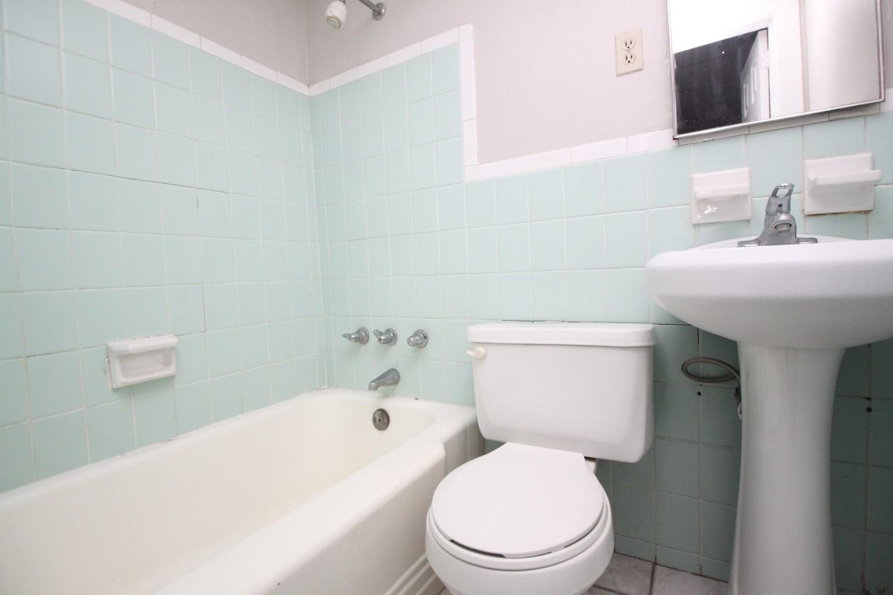 341 SOUTH HIGHLAND AVENUEAPT A #A - Photo 4 of 6