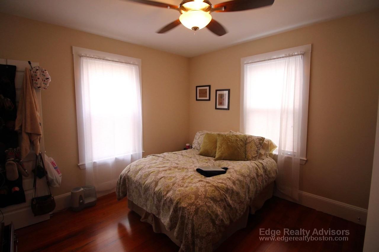 29 Montcalm Ave - Photo 7 of 12