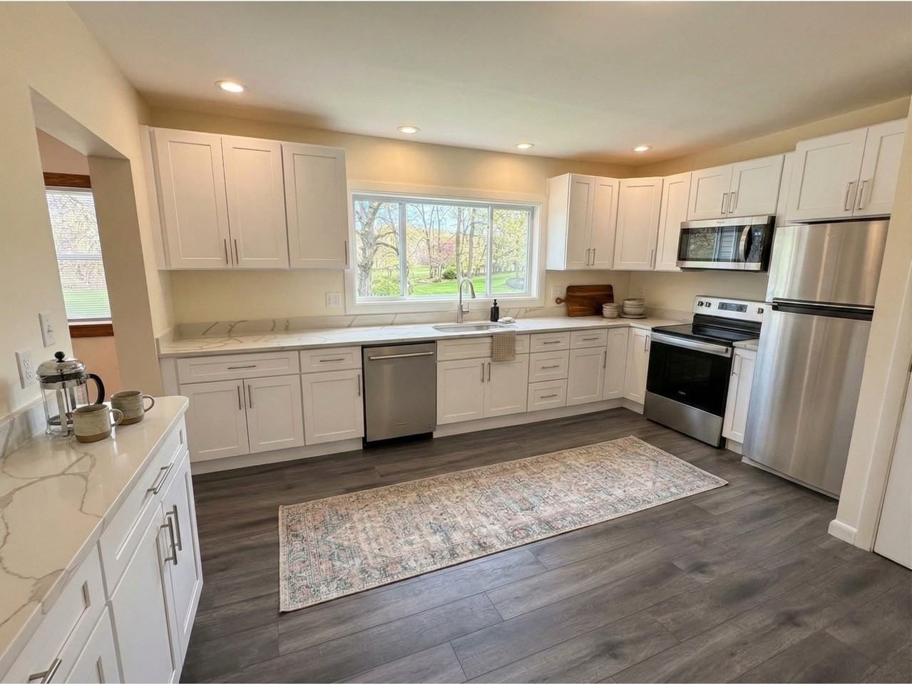 36 Park Ave - Photo 2 of 14