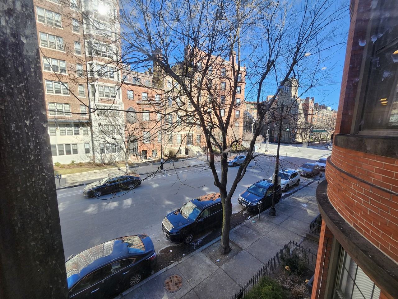 Beacon St Apt 503 #3 - Photo 3 of 11