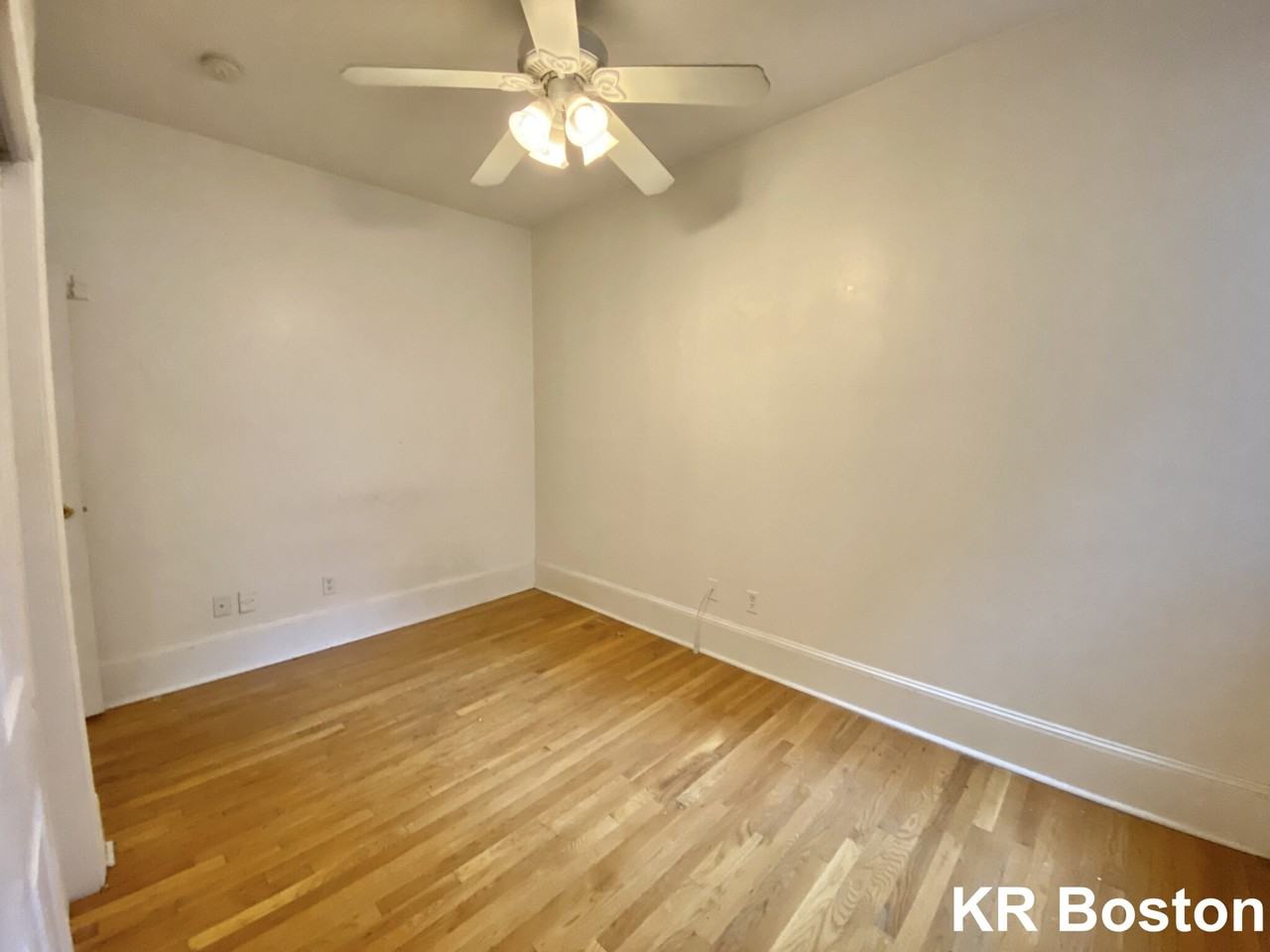 Hemenway St. & Boylston St. #14 - Photo 6 of 40