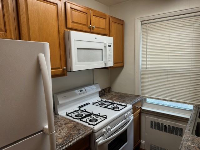 616 Pine St #1 - Photo 4 of 11