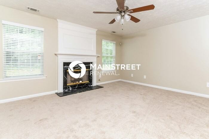 1496 Paladin Ct - Photo 2 of 15