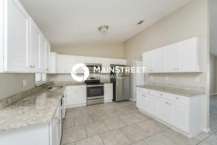 604 Basingstoke Ct - Photo 4 of 13