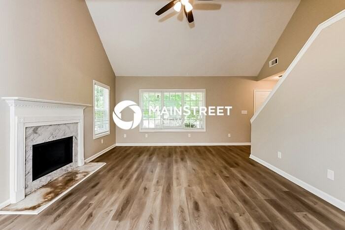 20 Haywood Ct - Photo 2 of 17