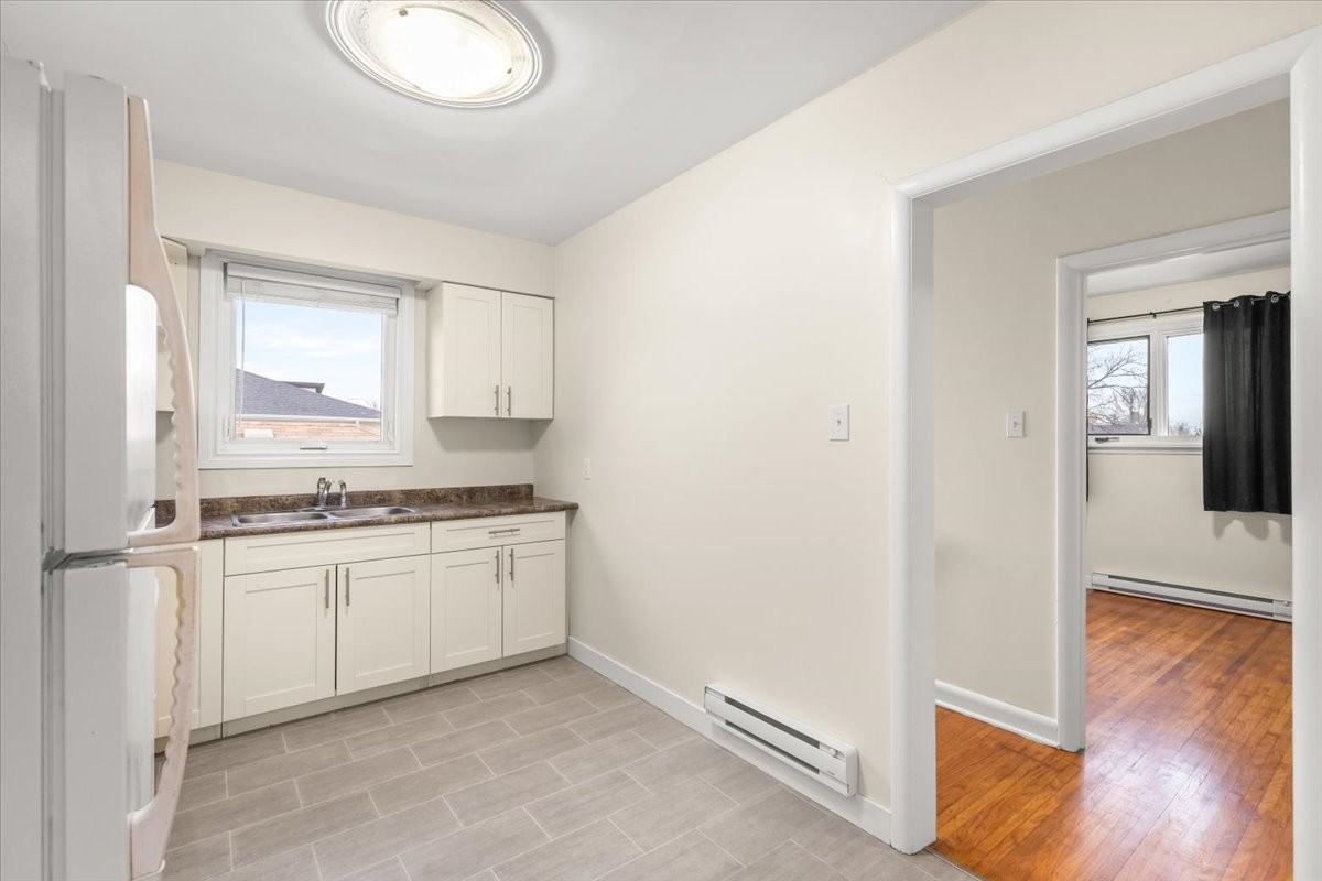 1074 Burrows Avenue 2 - Photo 2 of 12