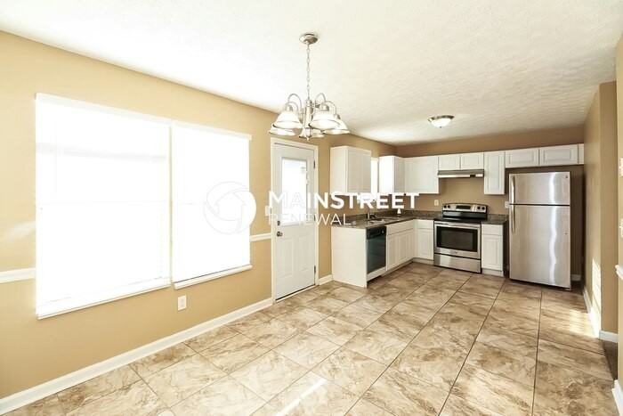 9439 Sleepy Hollow Ln - Photo 6 of 17