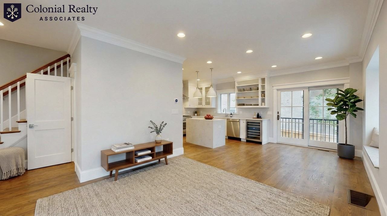 103 Sumner Rd #B - Photo 5 of 14