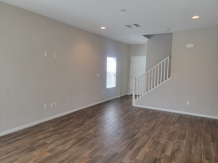 8852 Lake Myers Ct - Photo 2 of 19