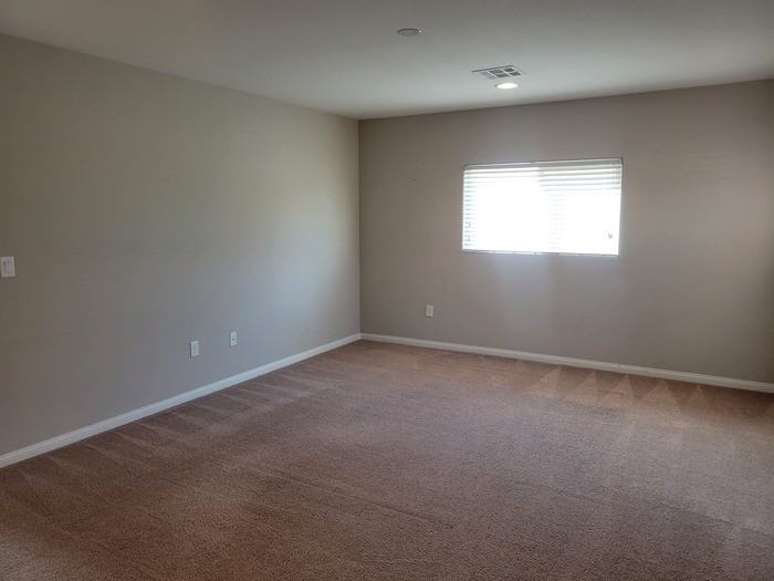 8852 Lake Myers Ct - Photo 5 of 19