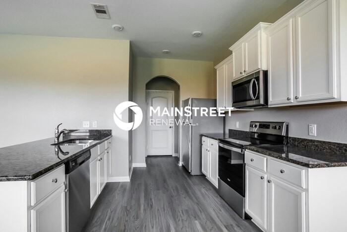 25189 Dickens Dr - Photo 7 of 17