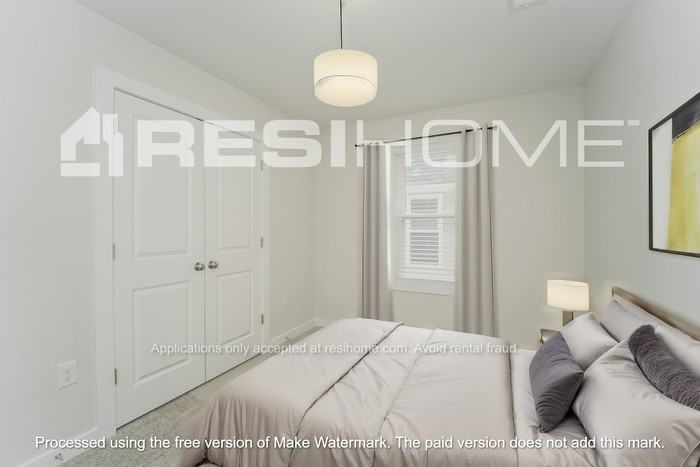 1319 Log Cabin Rd - Photo 7 of 11