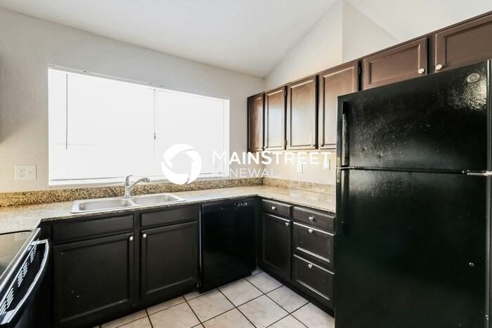 3069 W Camino Fresco - Photo 6 of 18