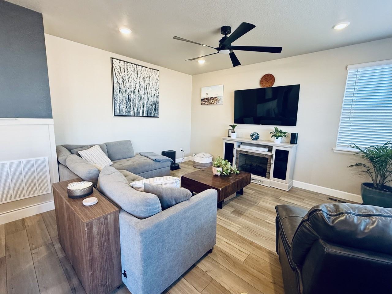 3915 Red Valley Cir #1 - Photo 7 of 20