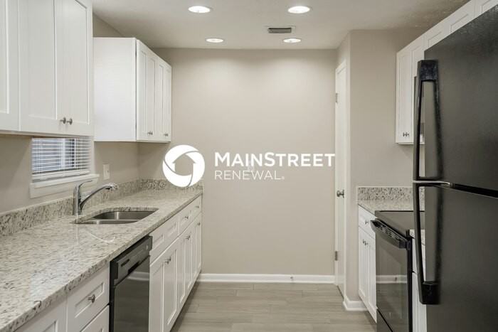 970 Dostie Cir - Photo 6 of 16