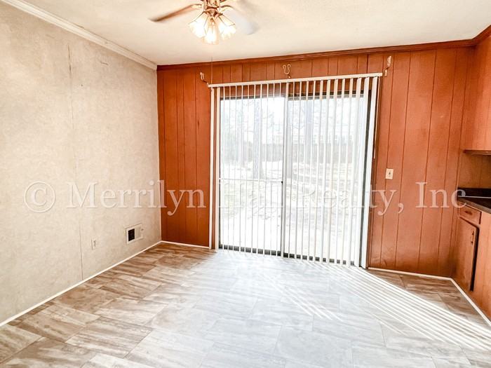 225 Stirlington Rd - Photo 3 of 12