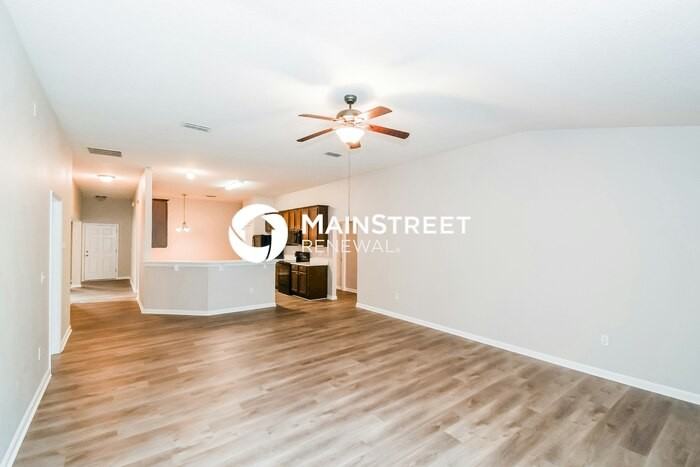 7125 Gunston Hall Ct - Photo 4 of 16