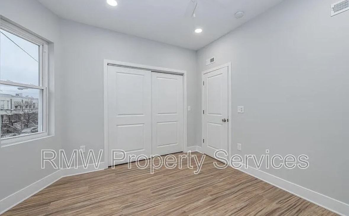 2031 S 19th St #2 - Photo 6 of 15