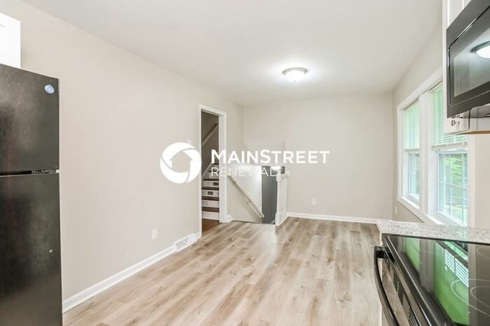 7348 Idlewild Rd - Photo 7 of 17