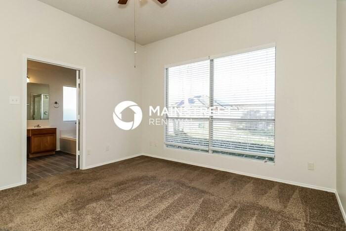 7701 Amsterdam Ln - Photo 7 of 16