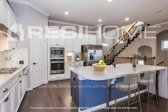 2817 Kings Retreat Cir - Photo 3 of 22