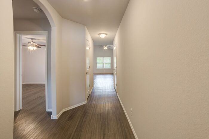 2639 E 1st St - Photo 4 of 39