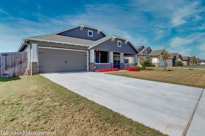 12220 N 131st East Ave - Photo 2 of 50