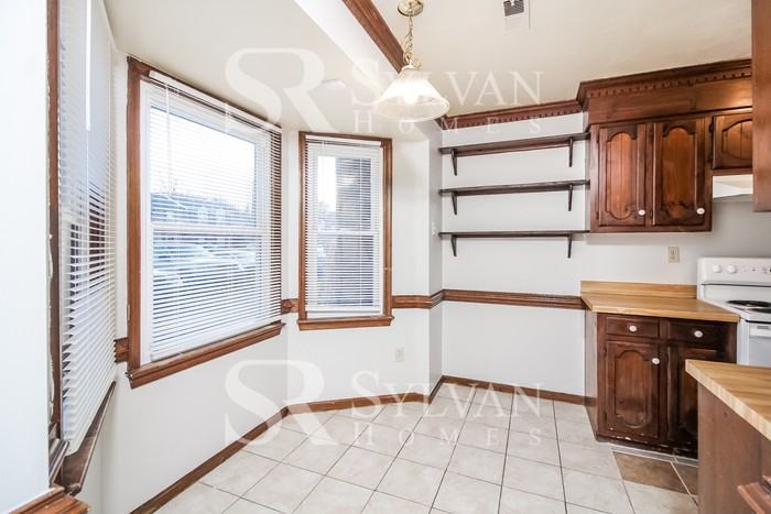 5735 Rivermill Cir - Photo 5 of 16