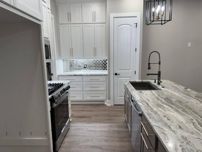 1906 S State St - Photo 3 of 14