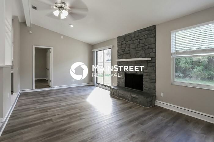 10464 Indian Walk Rd - Photo 3 of 16