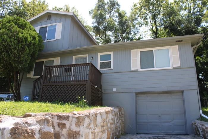 3311 Freeman Ave - Photo 2 of 29