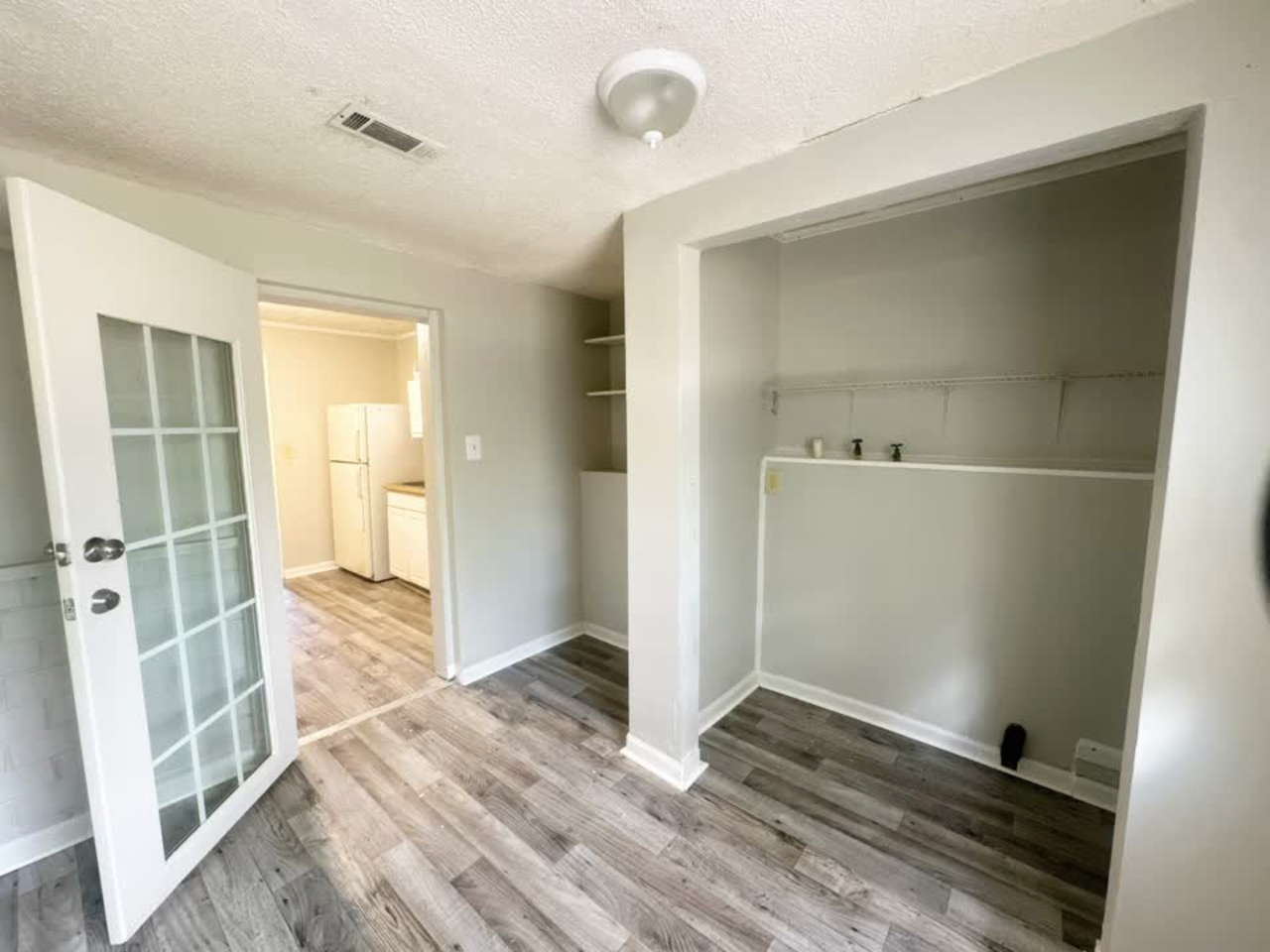 1609 Marion St #B - Photo 4 of 16