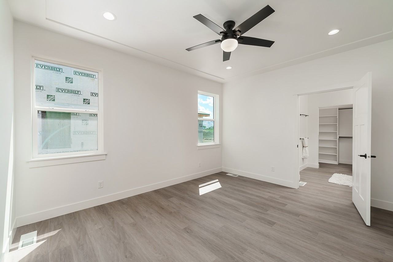 5923 Little River Loop S #1 - Photo 5 of 15